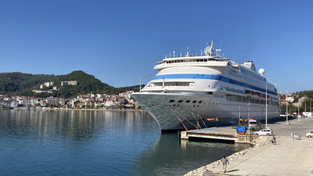Amasra'ya eylülde 4 bin 225 kruvaziyer yolcusu akın etti