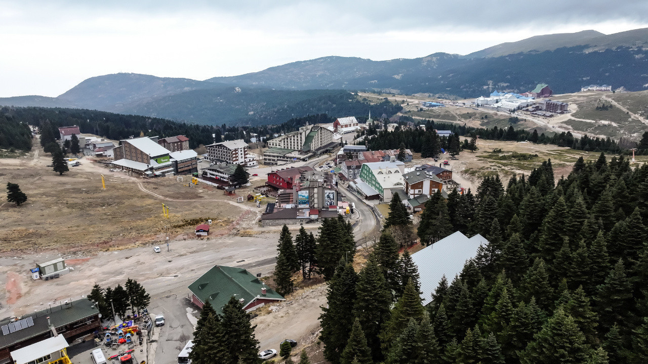 Uludağ'da turizmciler kayak sezonuna hazır