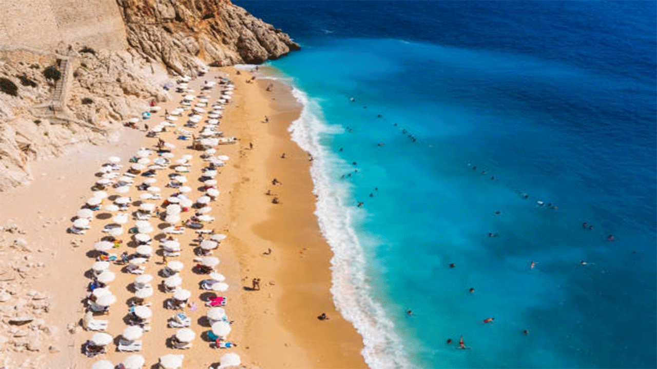 Avrupalı Türkler tatil destinasyonlarını canlandırdı
