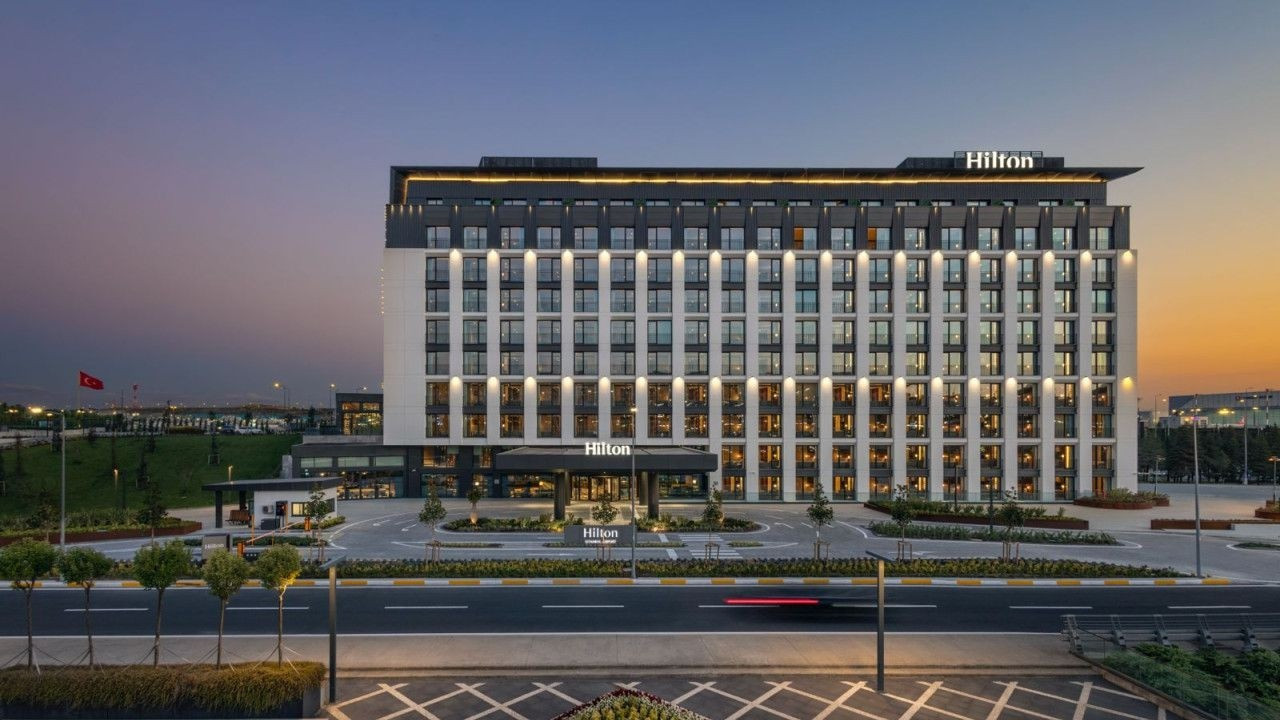 Hilton'un Türkiye'deki 100. oteli İstanbul Havalimanı'nda açıldı