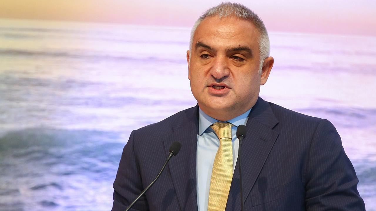 Turizm Bakanı Ersoy: 60 milyar dolar hedefimize sadığız